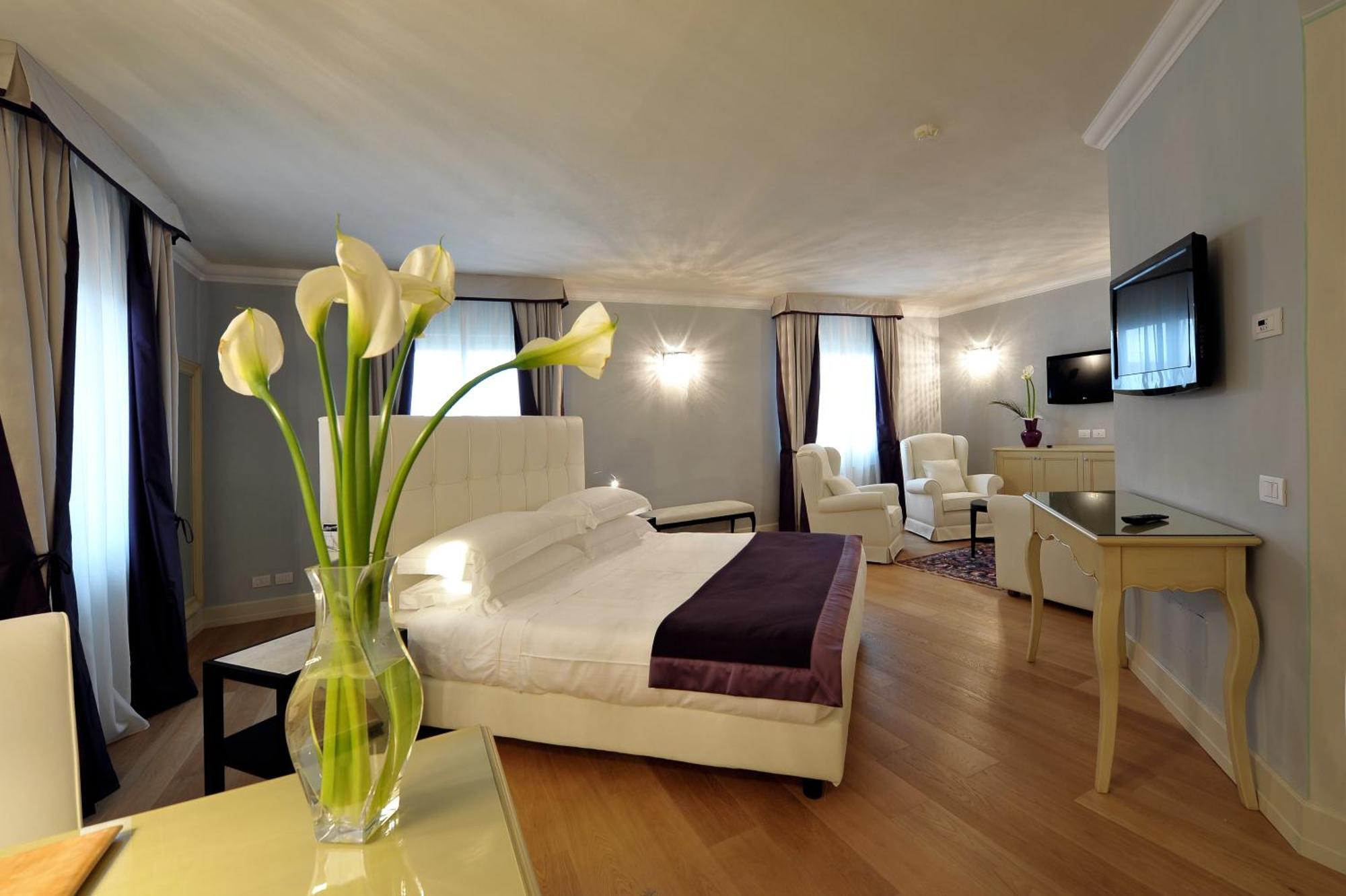 Hotel Palazzo San Lorenzo&Spa Colle Val D'Elsa Esterno foto